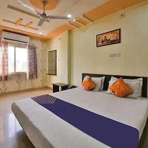 Hotel Spot On 49271 Amrit