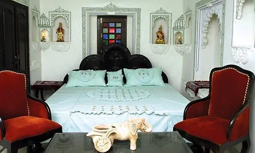 Shree Jagdish Mahal Heritage Hotel Ουνταϊπούρ
