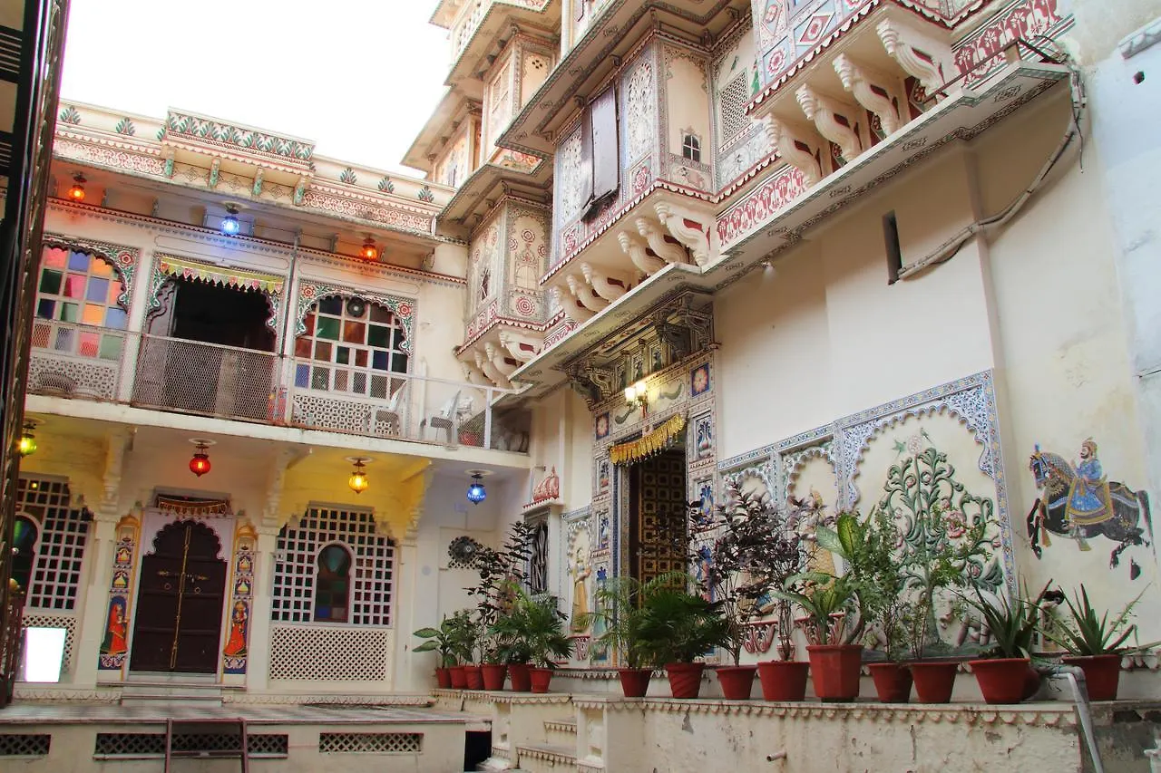 Shree Jagdish Mahal Heritage Hotel Ουνταϊπούρ