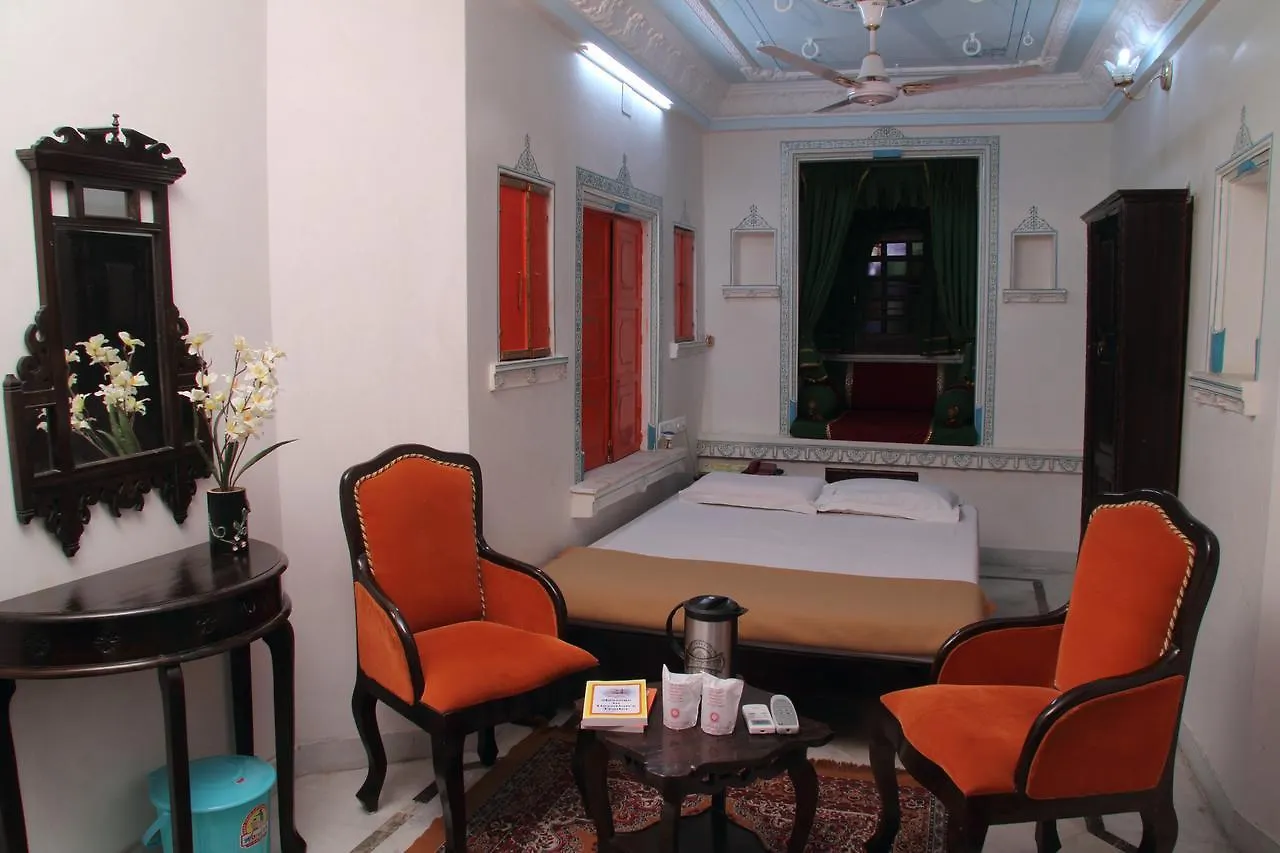 Shree Jagdish Mahal Heritage Hotel Ουνταϊπούρ