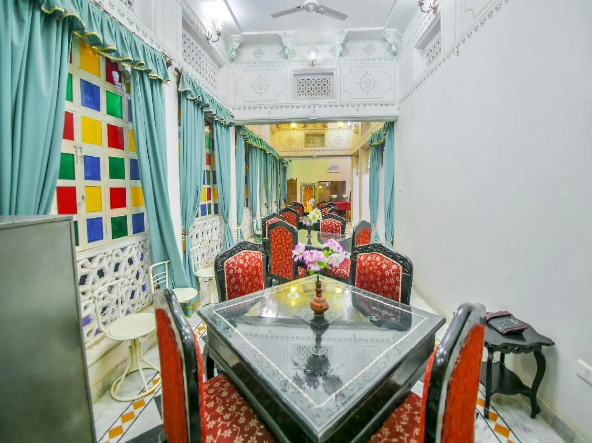 Shree Jagdish Mahal Heritage Hotel Ουνταϊπούρ